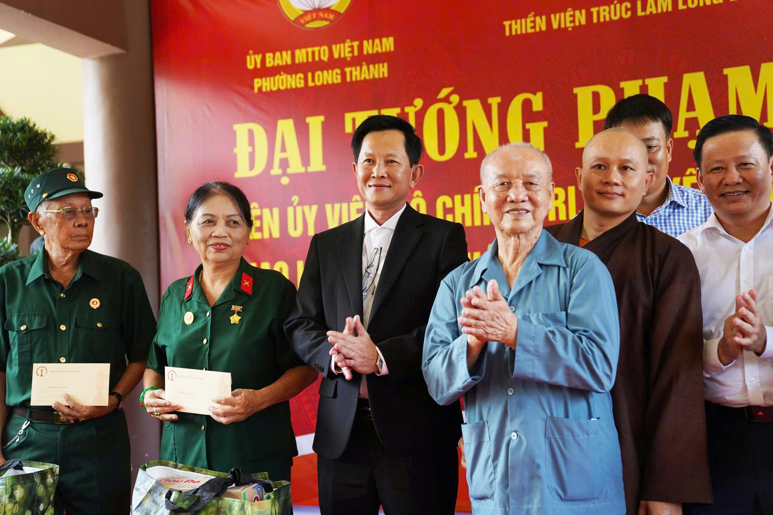 CÔNG VIÊN VĨNH HẰNG LONG THÀNH ĐỒNG HÀNH CHƯƠNG TRÌNH HỌP MẶT, TRI ÂN CỰU CHIẾN BINH TẠI THIỀN VIỆN TRÚC LÂM LONG ĐỨC