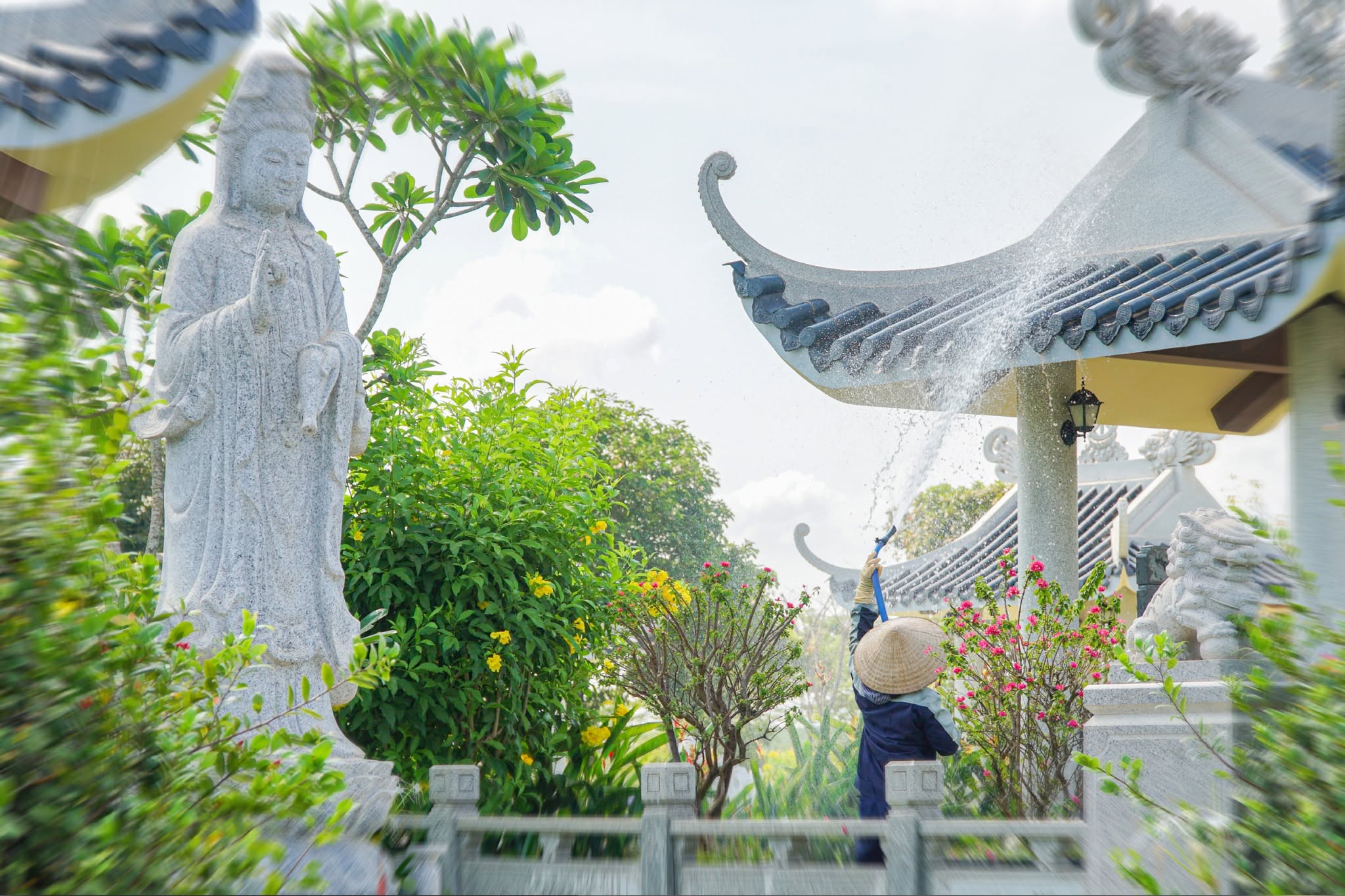 SỰ KHÁC BIỆT TRONG DỊCH VỤ CHĂM SÓC MỘ PHẦN TẠI CÔNG VIÊN VĨNH HẰNG LONG THÀNH
